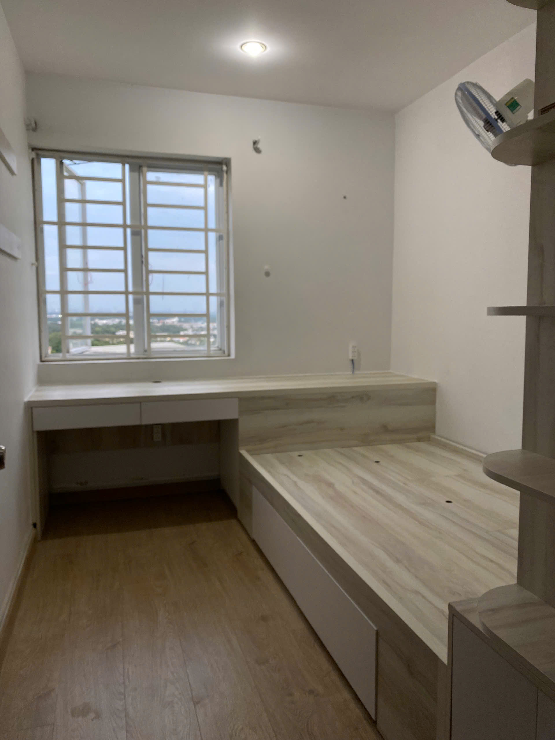 Hệ giường ngủ tủ áo bàn học